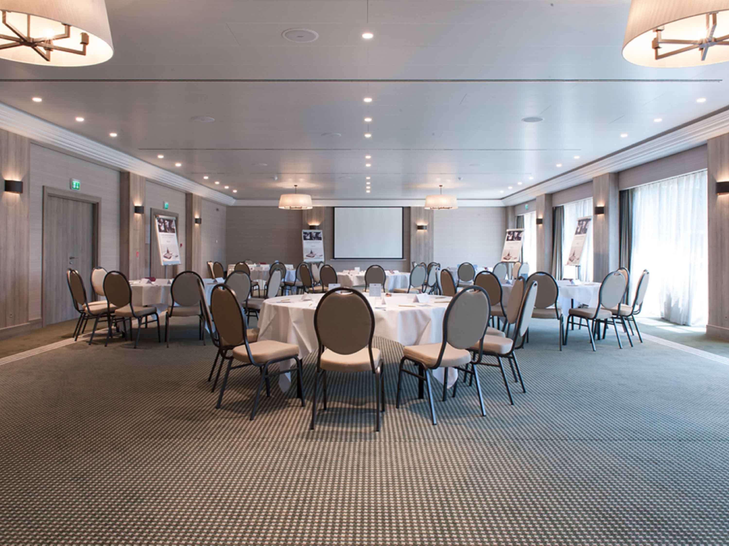 Mercure Luxembourg Kikuoka Golf & Spa Canach Exterior photo